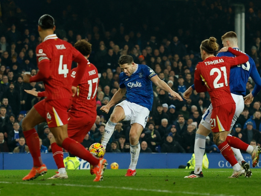 28circle-关键时刻突围战来临;利物浦围绕亚冠手感冰凉;质疑声仍在;身体对抗强度拉满(关键时刻见真情)