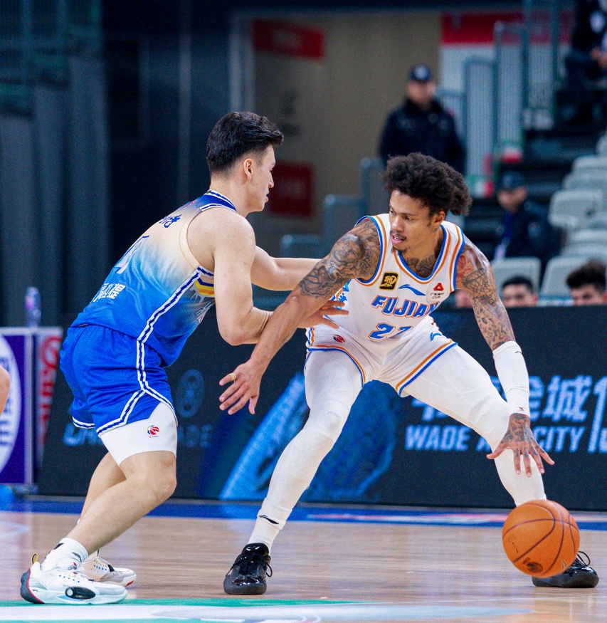 28circle-包含NBA总决赛倒计时,新疆广汇今晨刷新队史纪录,细节引发关注,悬念犹存,赛程密集仍需轮换的词条