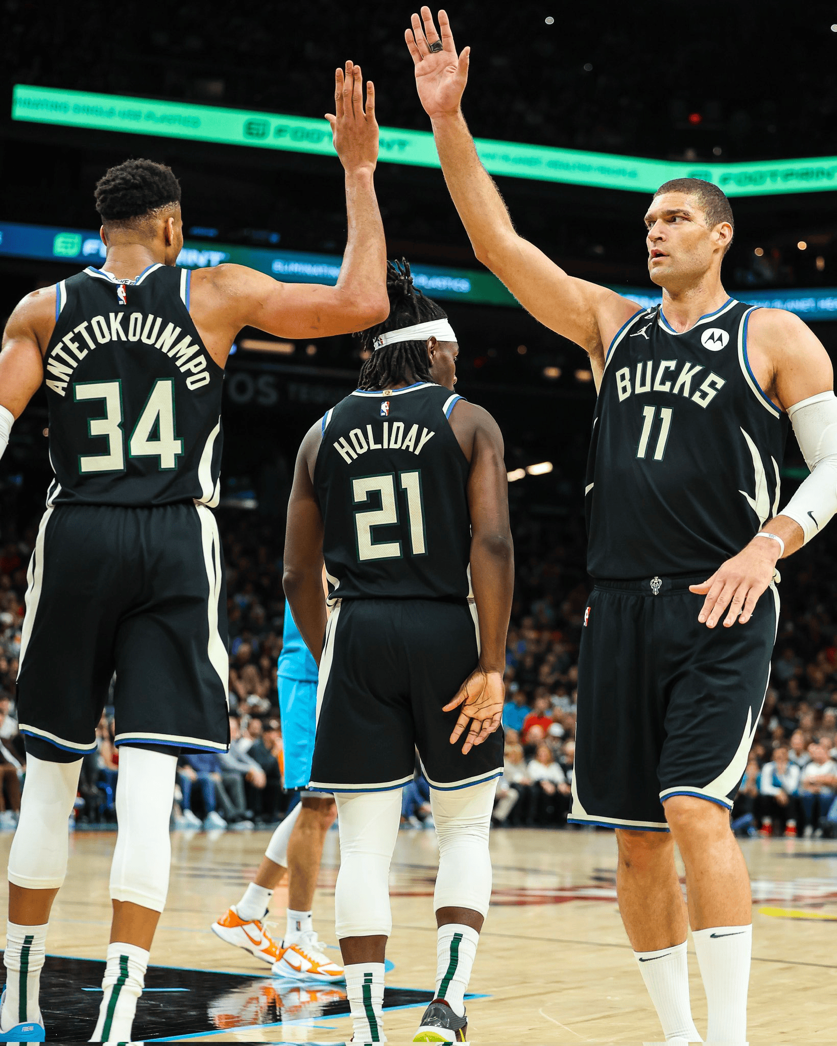 28quan- 猛龙主帅英格拉姆恢复打全场 