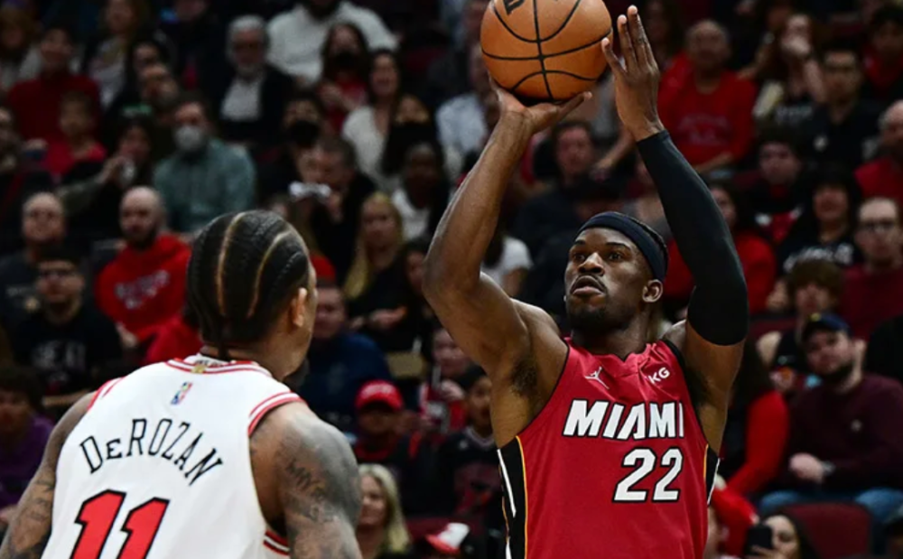 28圈-包含德罗巴关键节点势不可挡，热火带队取胜！的词条