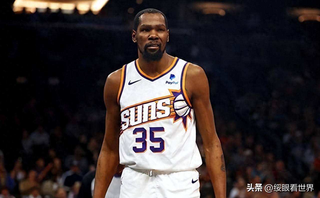 28圈-杜兰特回归赛场，回归赛场首场状态亮眼，FPX观众沸腾！的简单介绍