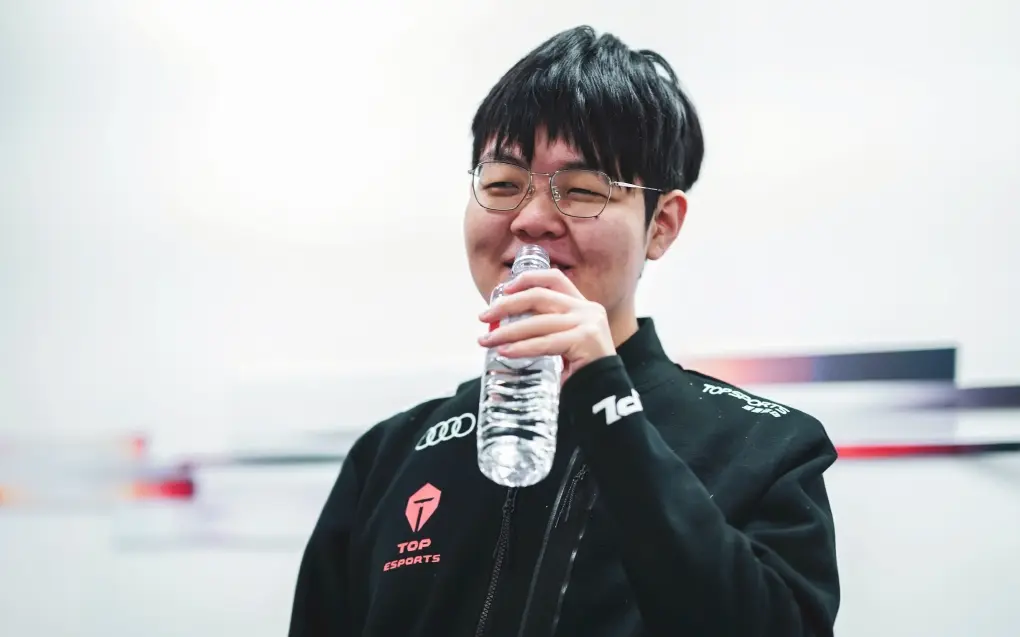 28quan-JackeyLove遭遇十五连败，日本队教练面临压力！的简单介绍